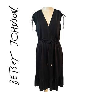 Betsey Johnson Dress Size 6 but fits big